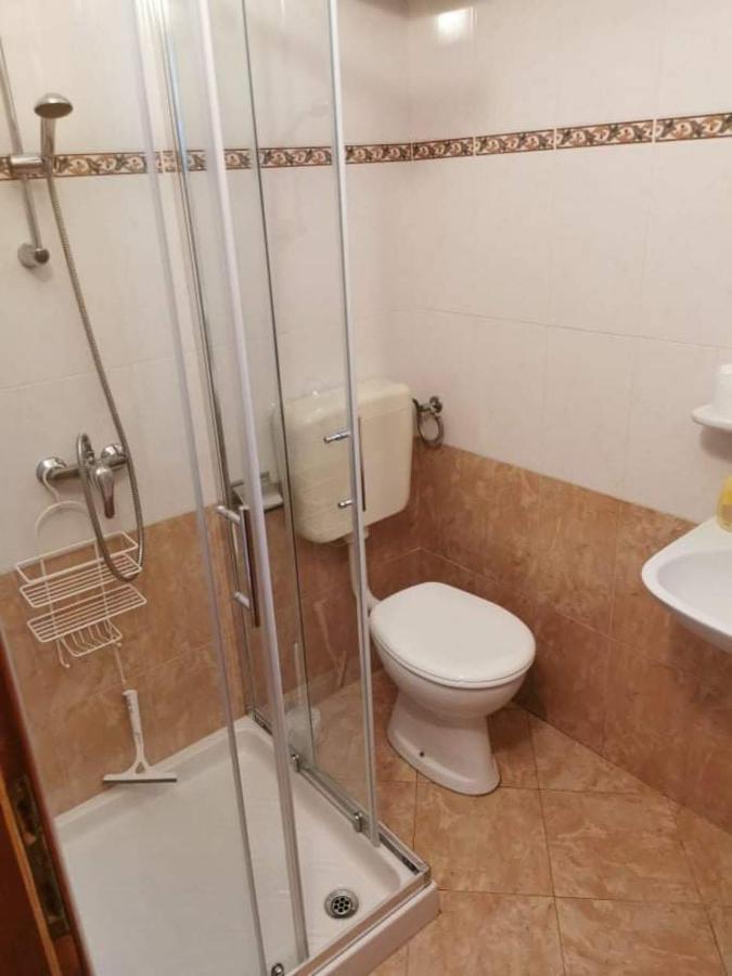 App Carla Apartment Новиград Екстериор снимка