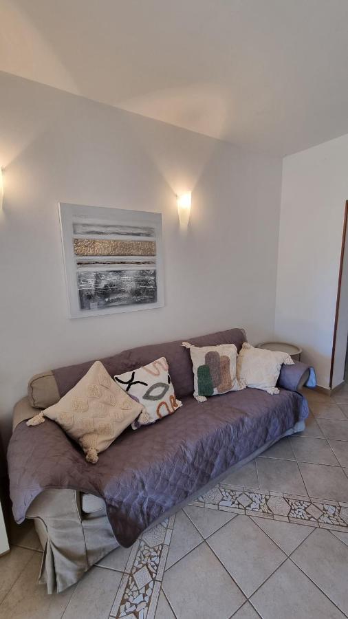 App Carla Apartment Новиград Екстериор снимка